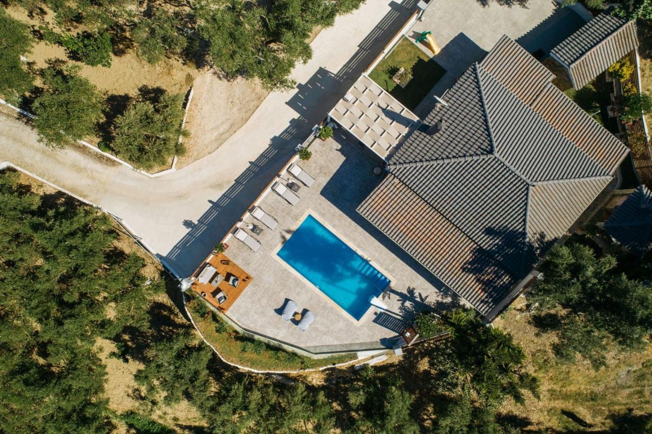 Villa Venia - Cozy Escape With Scenic Sew View, By Zantewize Tragaki Exteriér fotografie